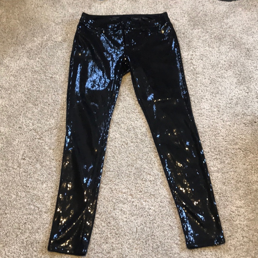 Sequence pants